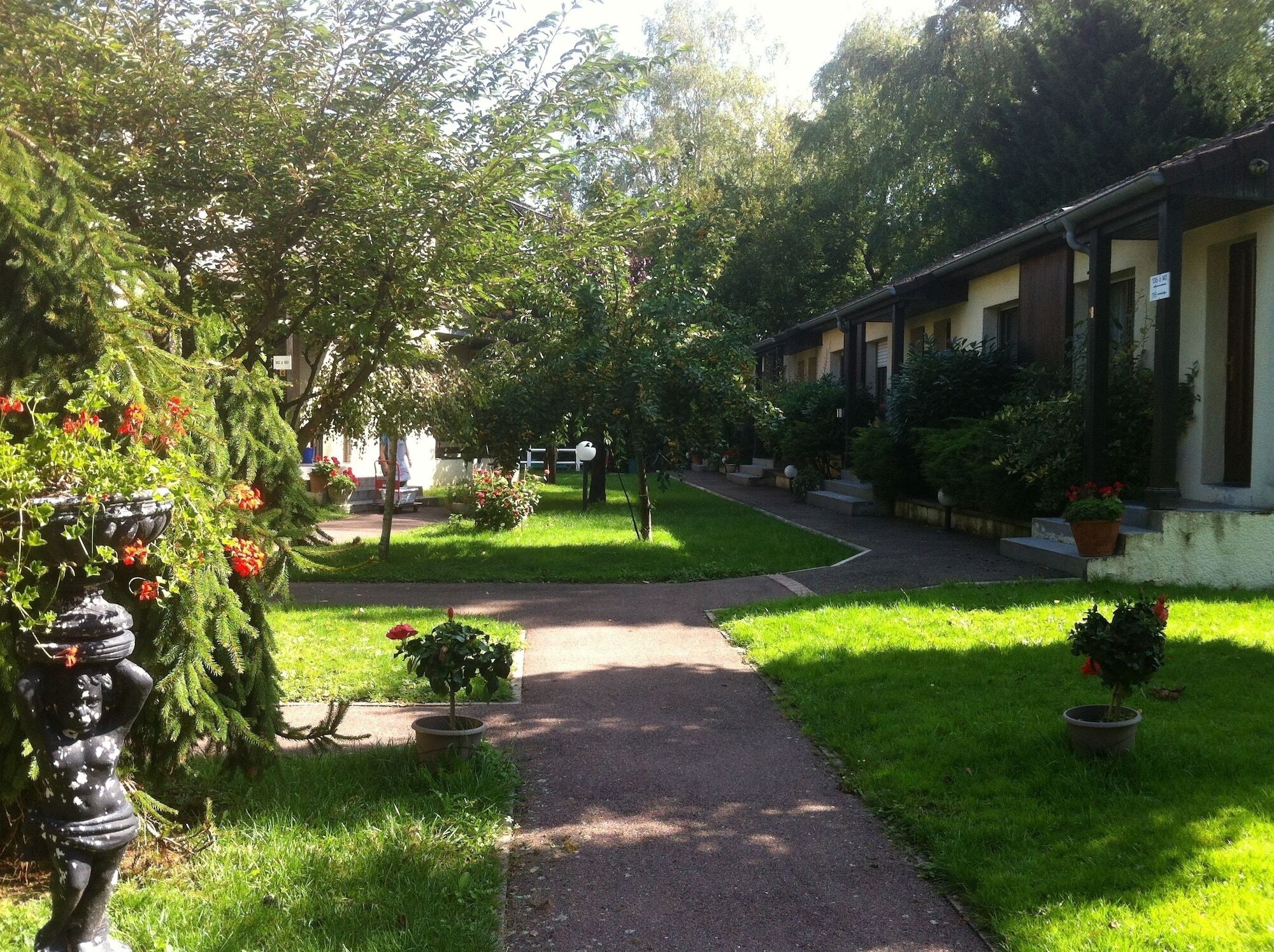 Les Tilleuls Montbeliard Sud Audincourt Экстерьер фото